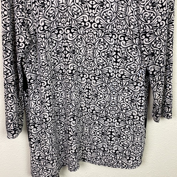 Chico's Travelers | Cream and White Patterned Open Cardigan Wrinkle Free 1 (M/8) - Picture 9 of 9